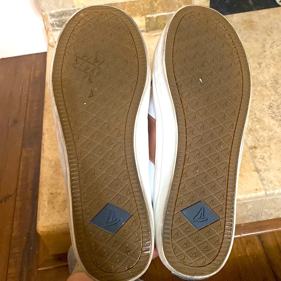 Women’s Sperry Sneaker - Picture 5 of 5